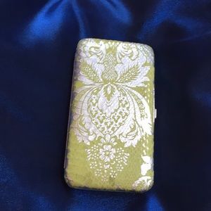 💚 EUC Silver and Green Wallet 💚